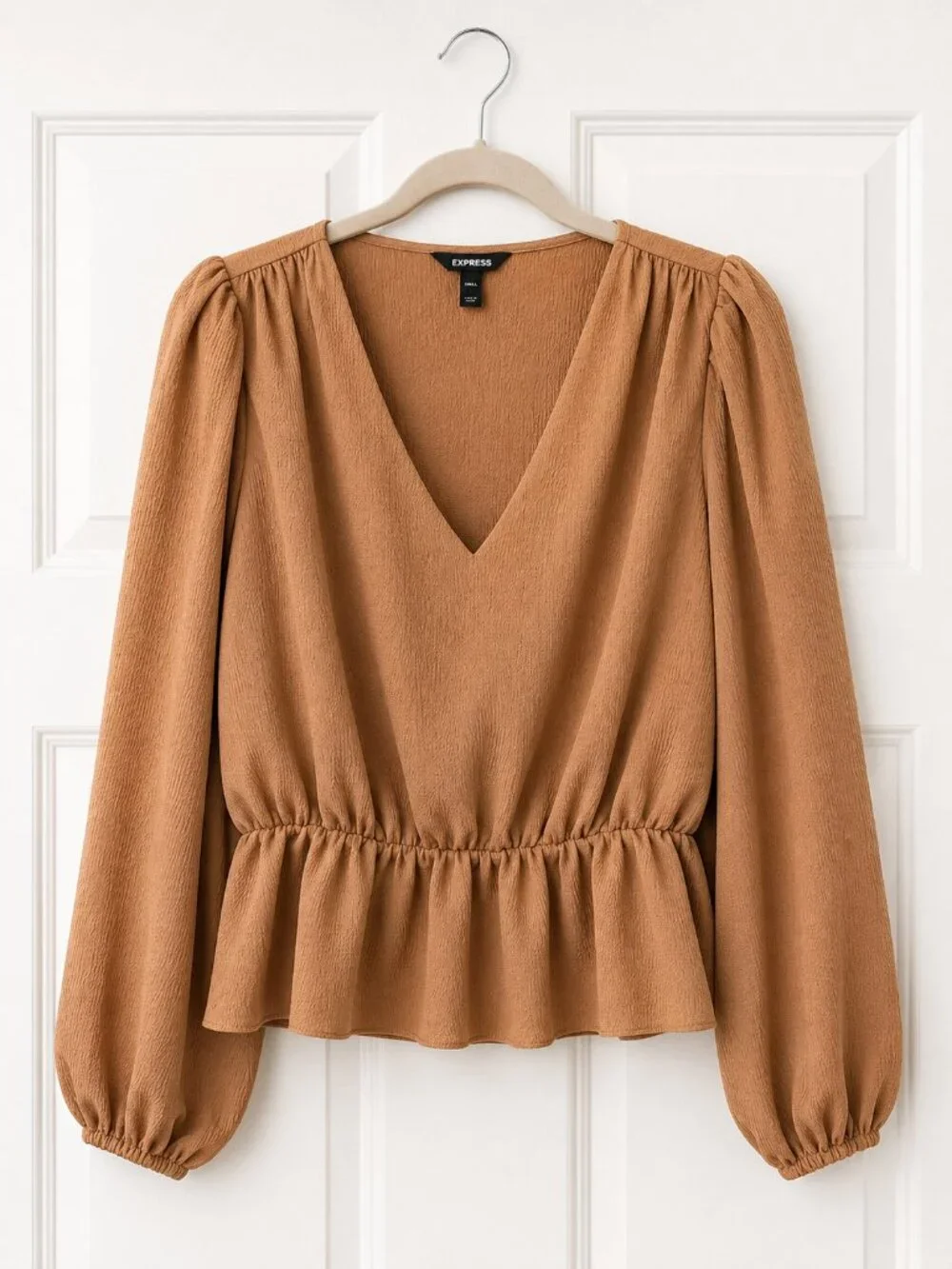 Express Textured Peplum Blouse – Size Large - Picture 1 of 3
